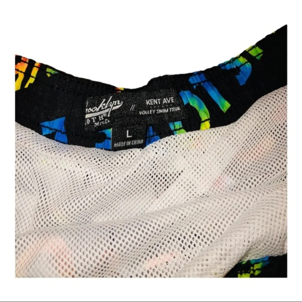 Black rainbow‎ printed ‘love is love’ men swim trunks New size large